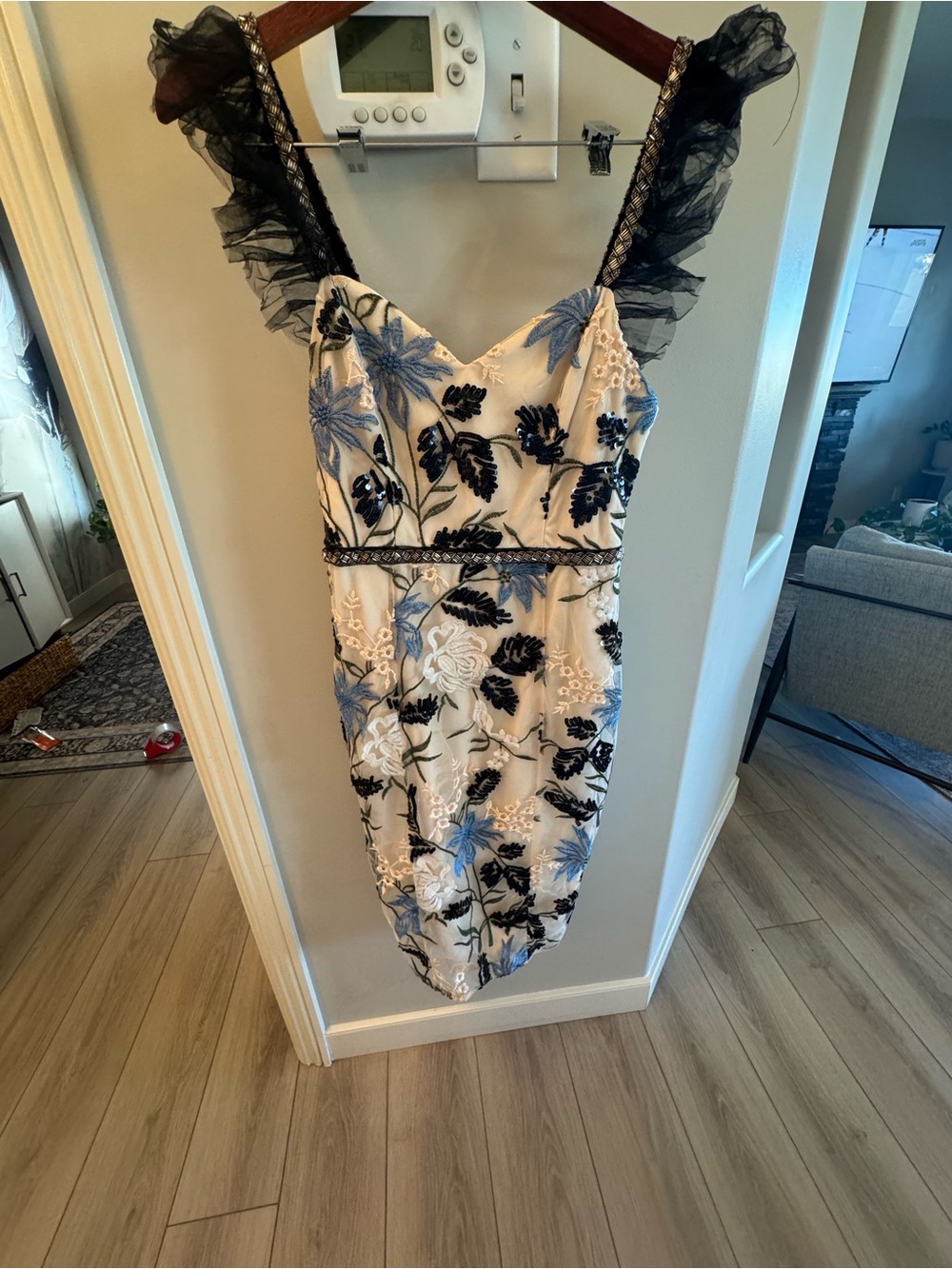 Embroidered Floral Lace Cocktail Dress in Cream and Blue / Lulu’s